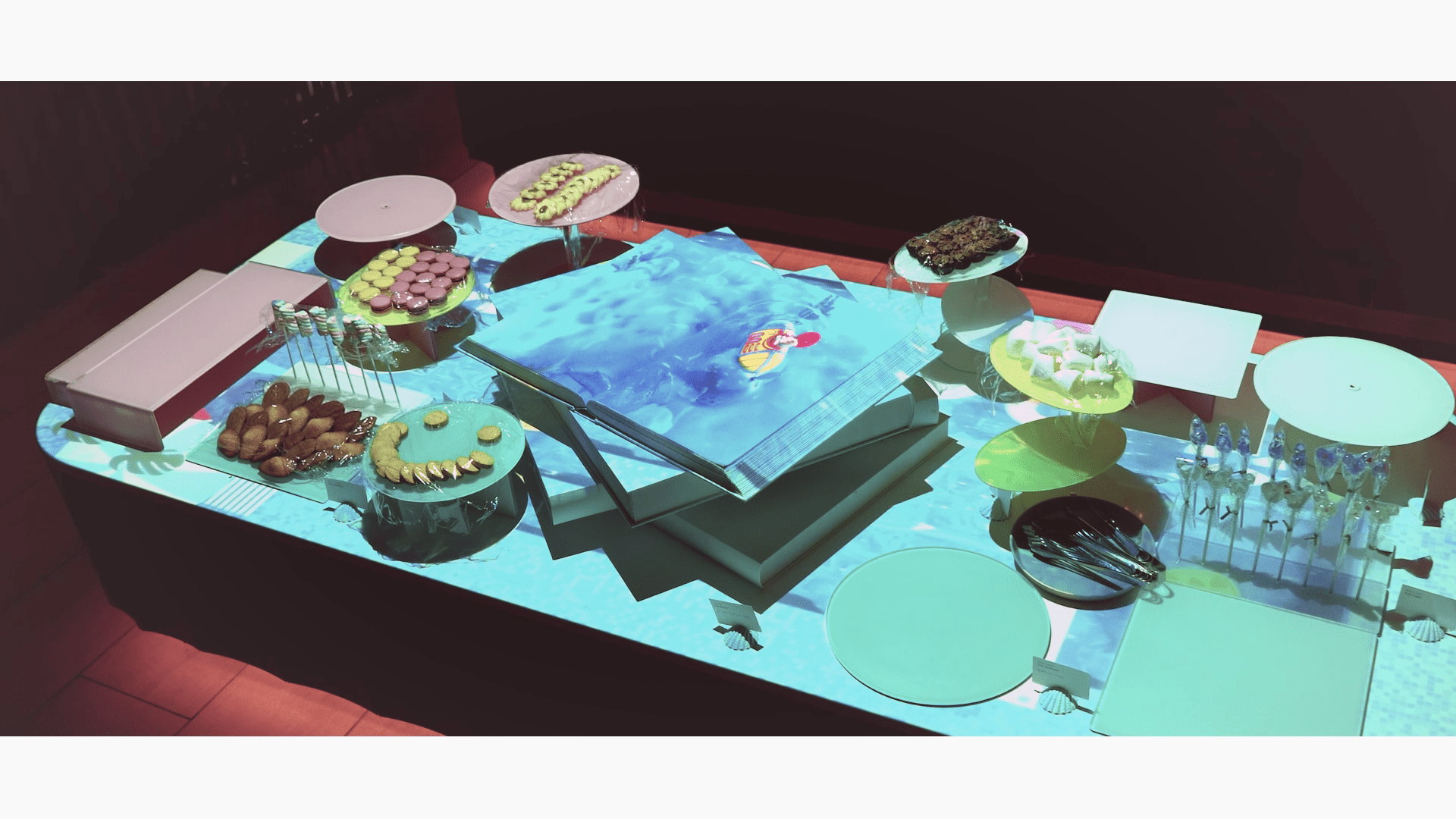 레스토랑 THE CANVAS 테이블 프로젝션 맵핑 — 19