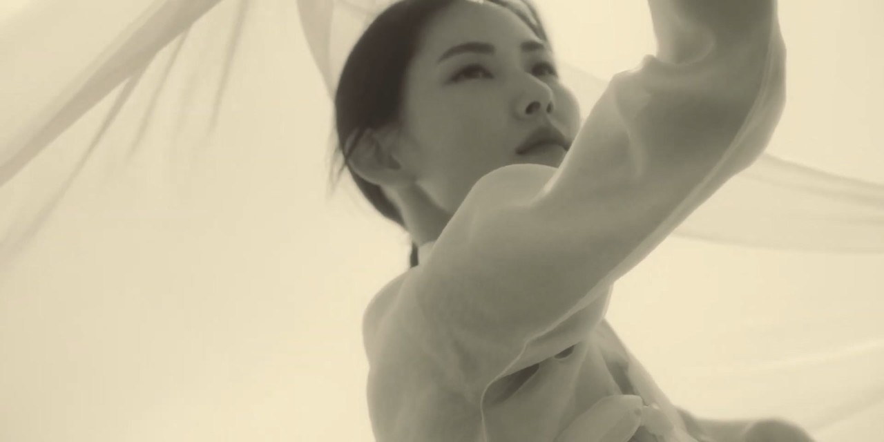 김시원 <아라리> MV — 22