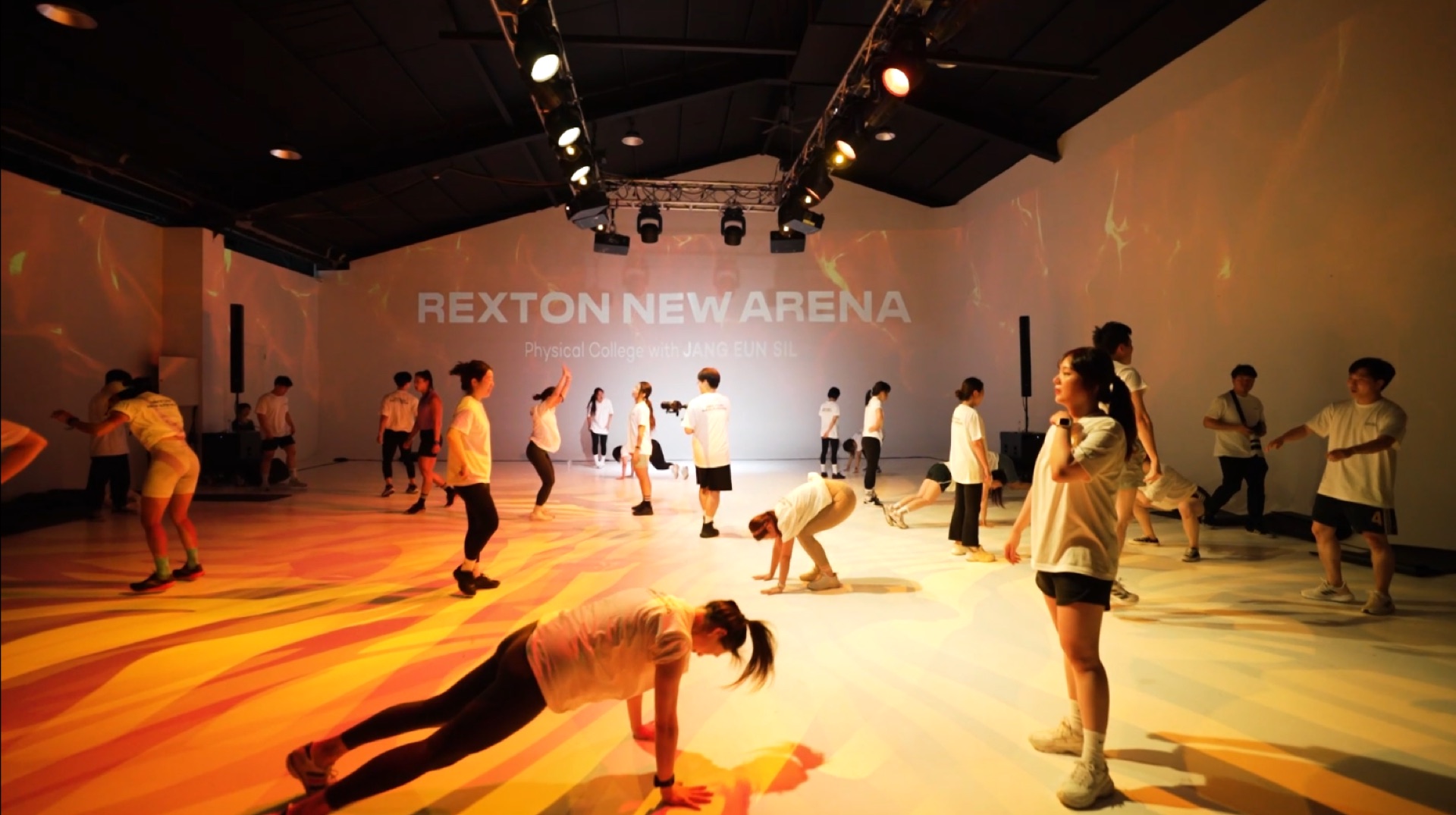 렉스턴 NEW ARENA 프로모션 캠페인 — 4